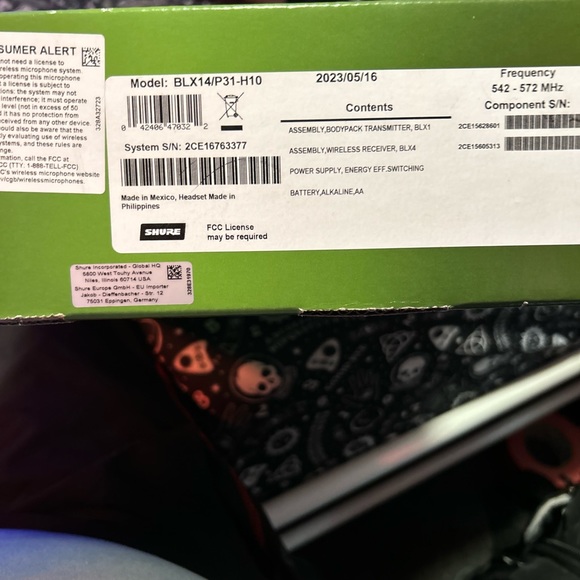 Shure BLX14/PGA31 Wireless Headworn Microphone System - Picture 9 of 12